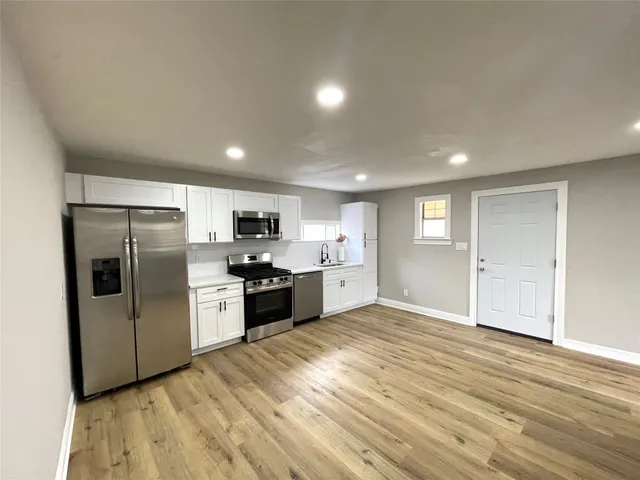 $149,900 | 520 Avenue East, Conroe, TX 77301