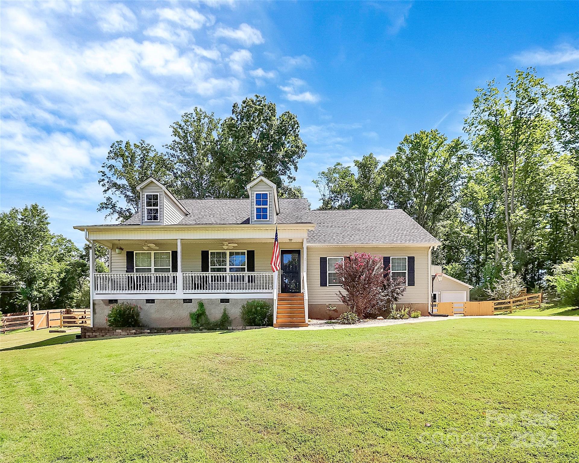 575 Kelly Road York, SC 29745 - Photo 1 of 48 a front view of a house with garden