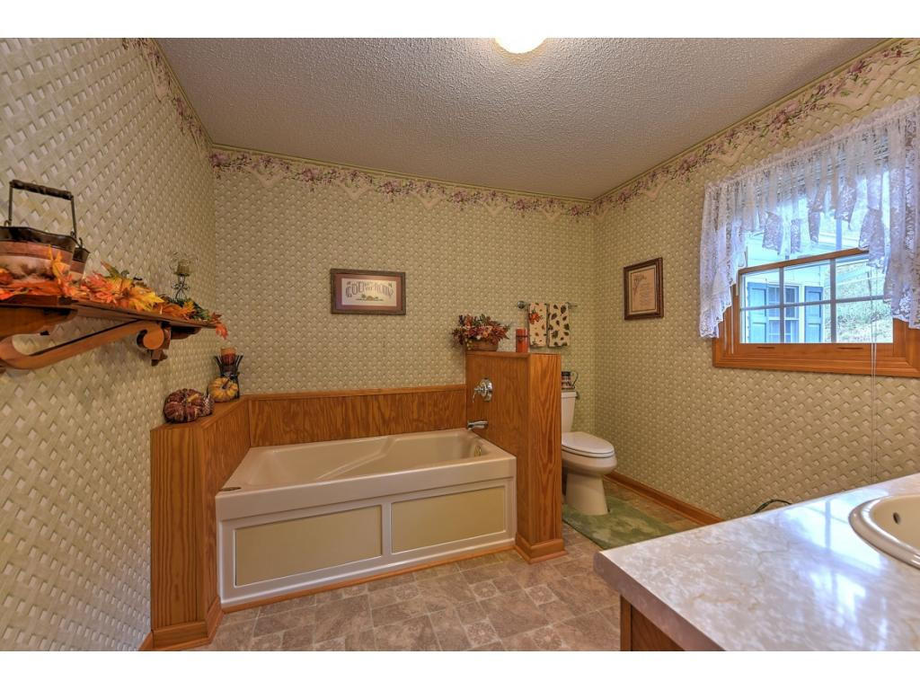 763 Blue Springs Road Elizabethton, TN 37643 - Photo 20 of 36 20191127115858025810000000-o
