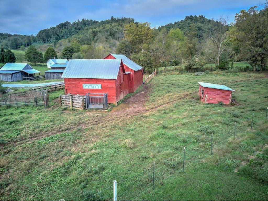 763 Blue Springs Road Elizabethton, TN 37643 - Photo 24 of 36 20191127115843170570000000-o