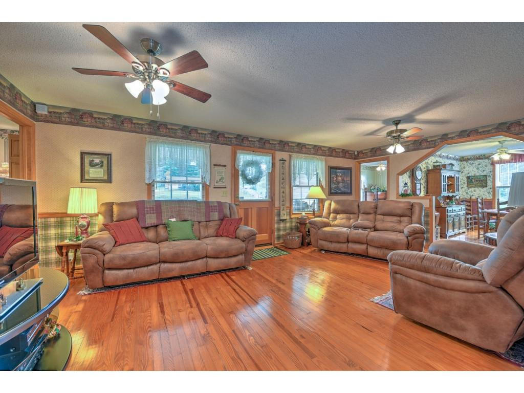 763 Blue Springs Road Elizabethton, TN 37643 - Photo 6 of 36 20191127115808693411000000-o