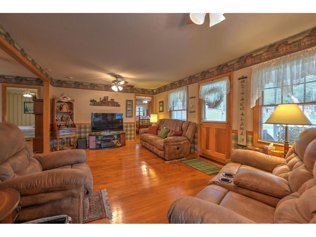 763 Blue Springs Road Elizabethton, TN 37643 - Photo 7 of 36 20191127115811754117000000-o