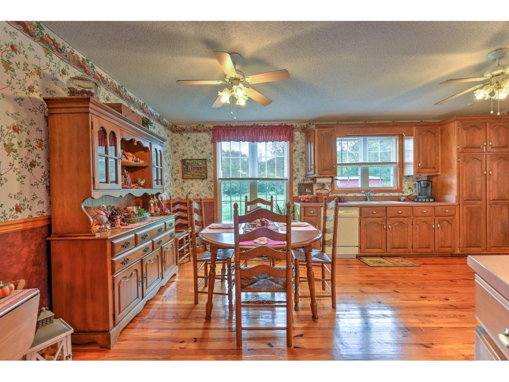 763 Blue Springs Road Elizabethton, TN 37643 - Photo 9 of 36 20191127115806542953000000-o