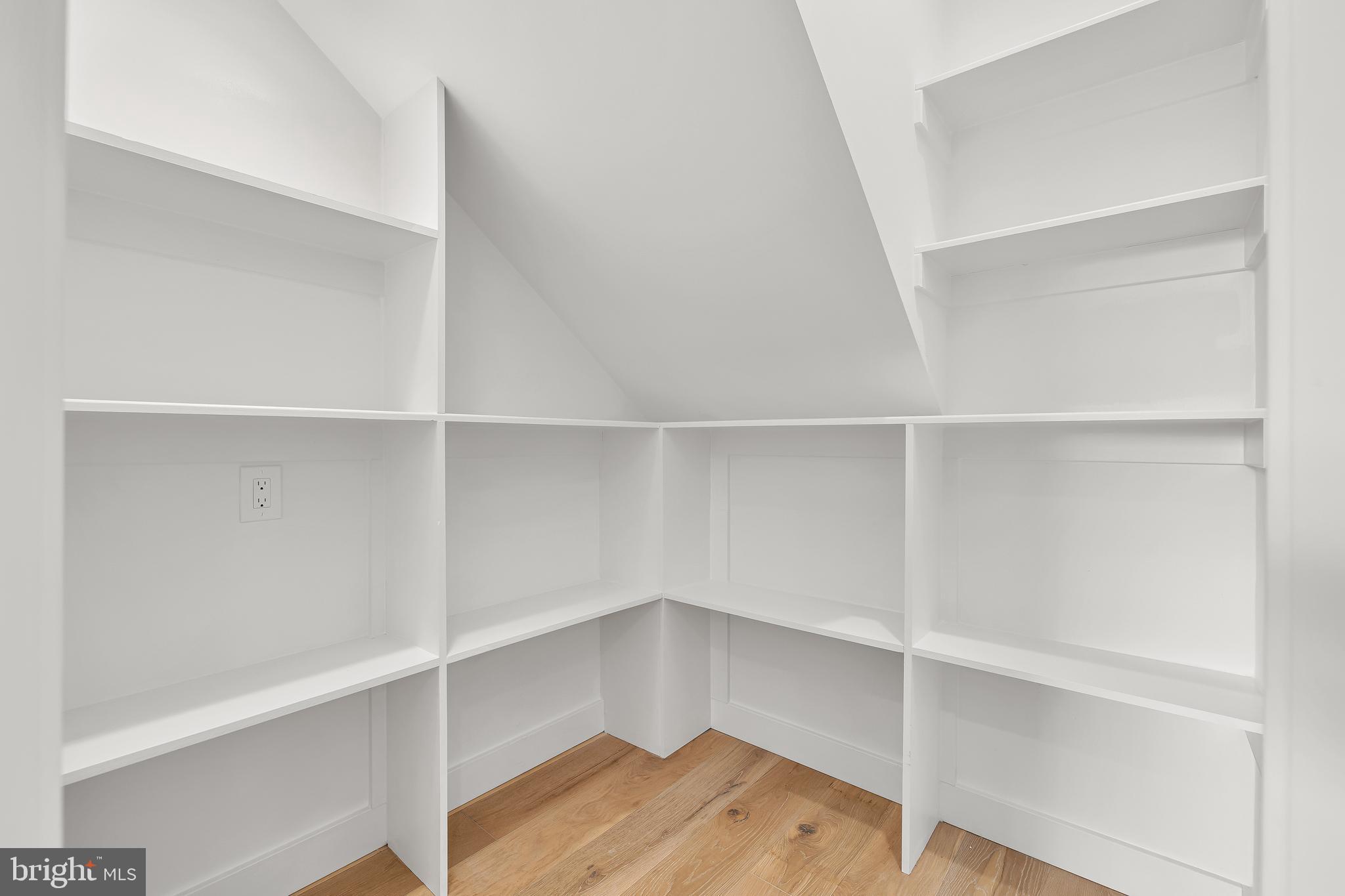 127 R Street Northeast, Unit 1 Washington, DC 20002 - Photo 17 of 46