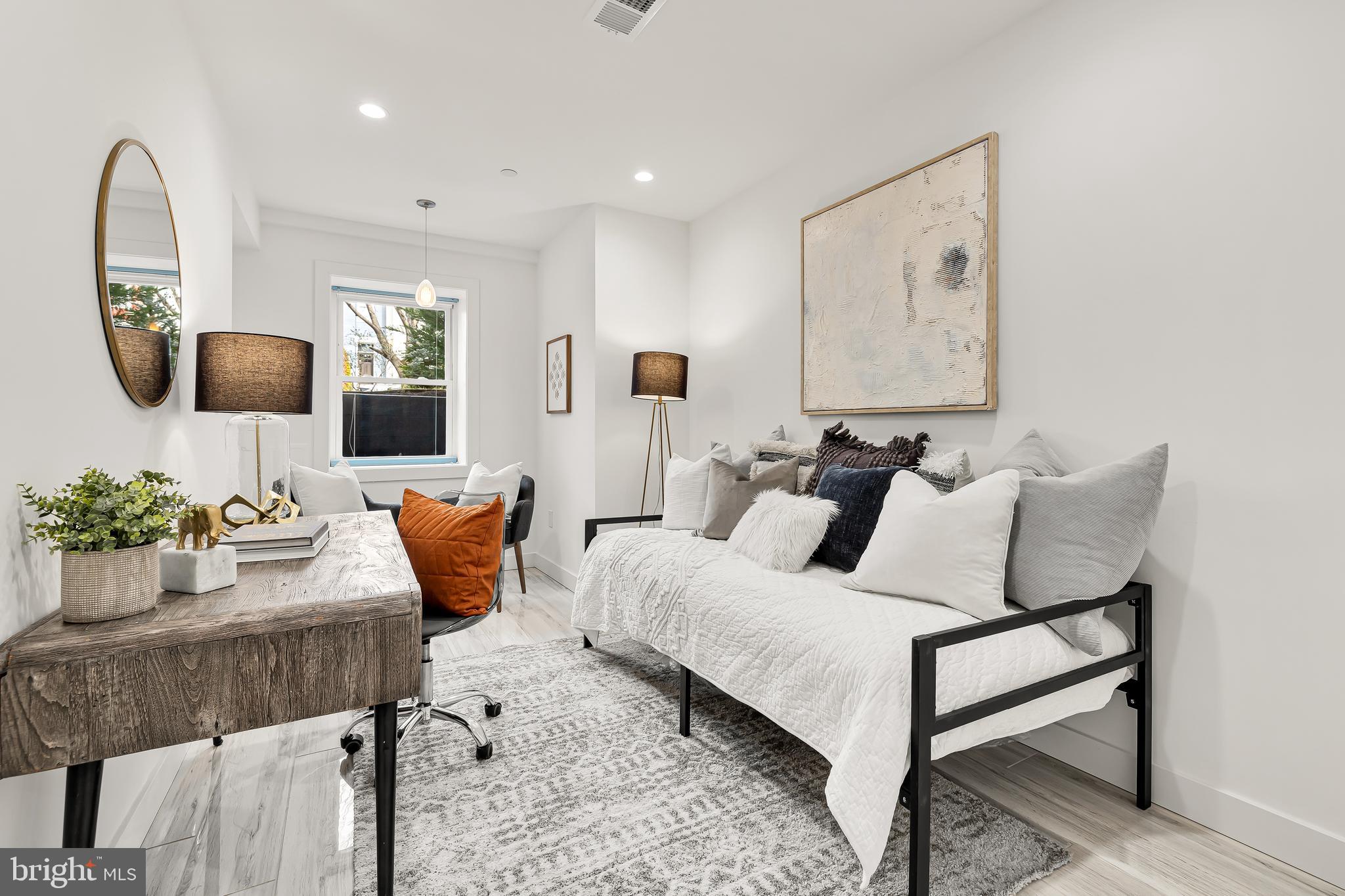 127 R Street Northeast, Unit 1 Washington, DC 20002 - Photo 31 of 46