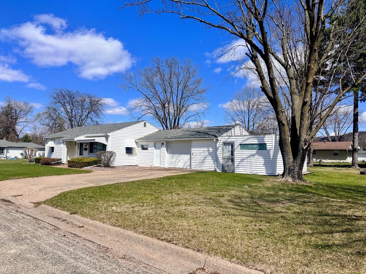1400 South 11th Street Prairie du Chien, WI 53821 - Photo 36 of 38