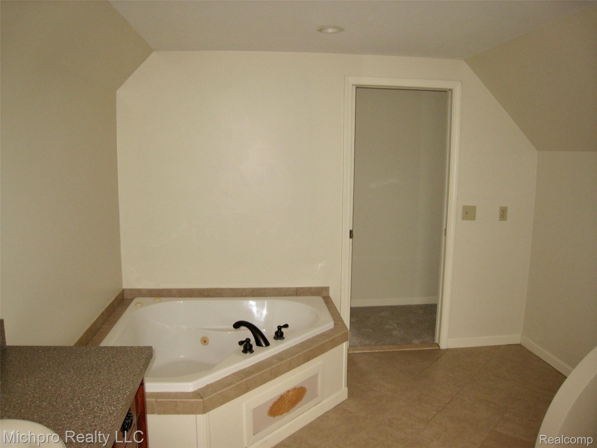 7640 Jefferson Road North Branch, MI 48461 - Photo 43 of 59 IMG_0728.jpg
