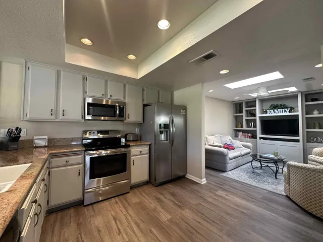 $3,000 | 4 Hermosillo Lane, Palm Desert, CA 92260