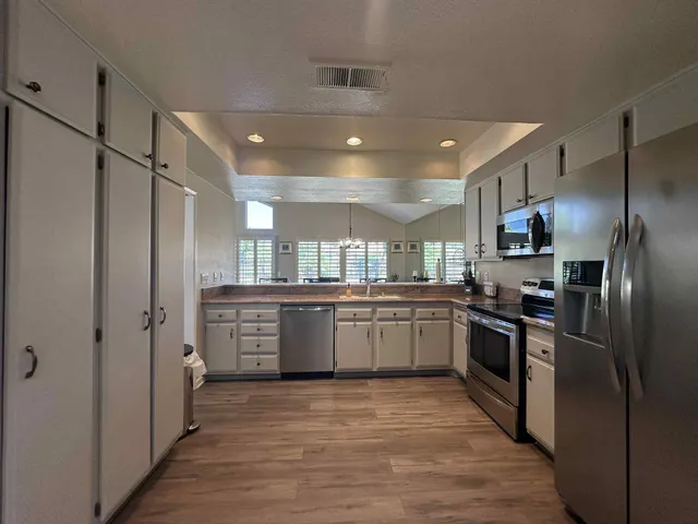 $3,000 | 4 Hermosillo Lane, Palm Desert, CA 92260
