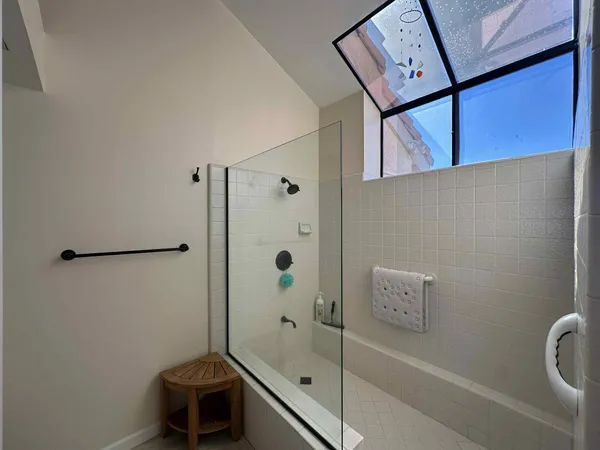 $3,000 | 4 Hermosillo Lane, Palm Desert, CA 92260