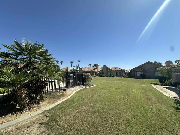 $3,000 | 4 Hermosillo Lane, Palm Desert, CA 92260