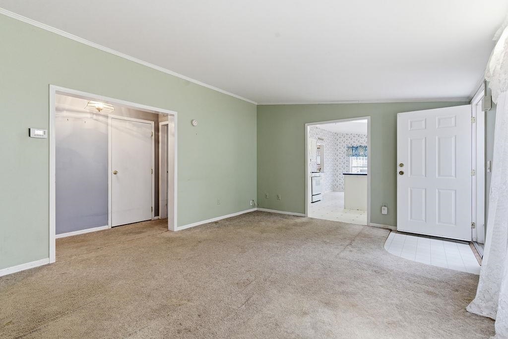 605 Canterbury Drive Exeter, NH 03833 - Photo 12 of 32