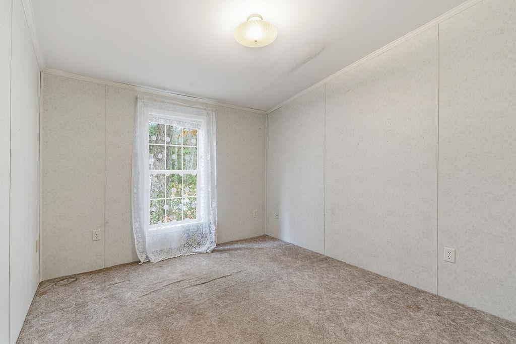 605 Canterbury Drive Exeter, NH 03833 - Photo 13 of 32