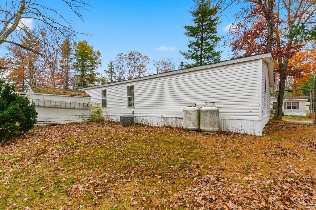 605 Canterbury Drive Exeter, NH 03833 - Photo 6 of 32