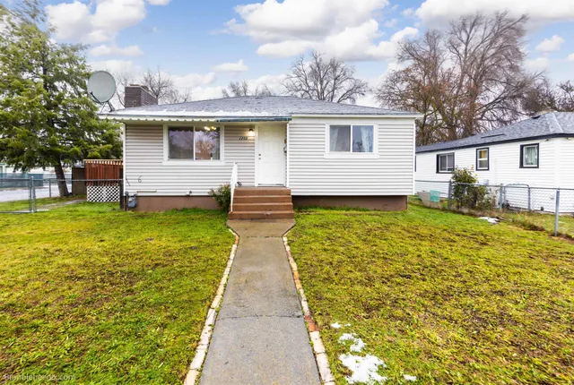 $350,000 | 2203 East Marshall Avenue, Spokane, WA 99207