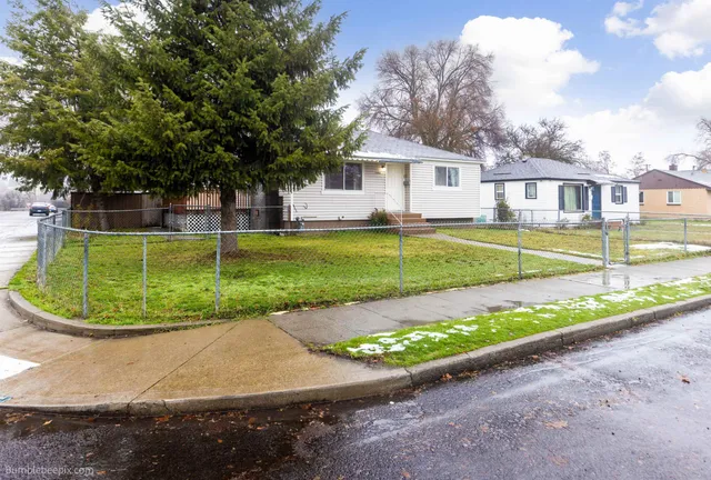 $339,000 | 2203 East Marshall Avenue, Spokane, WA 99207