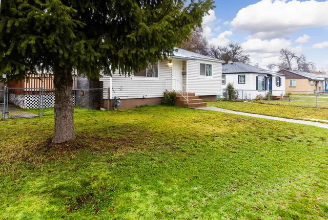$339,000 | 2203 East Marshall Avenue, Spokane, WA 99207