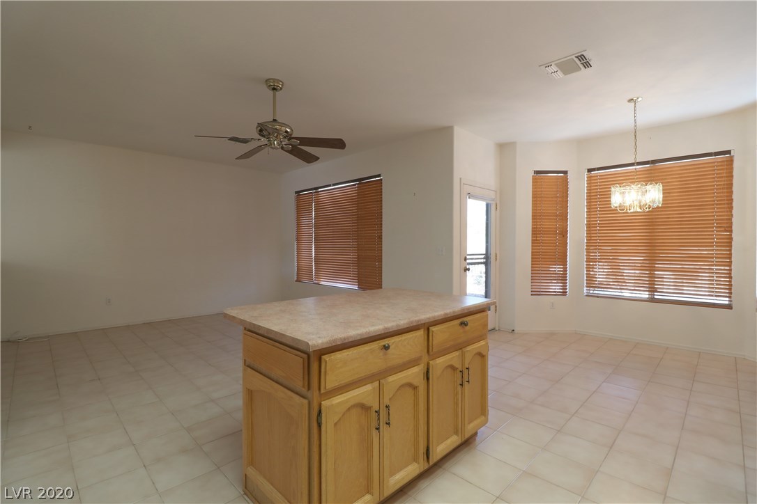 2176 Chapman Ranch Drive Henderson, NV 89012 - Photo 15 of 40 Gallery Image 15