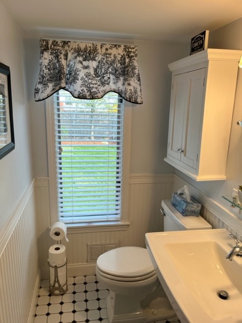 112 Park Forest Road Cranston, RI 02920 - Photo 22 of 48 Gallery Image 22