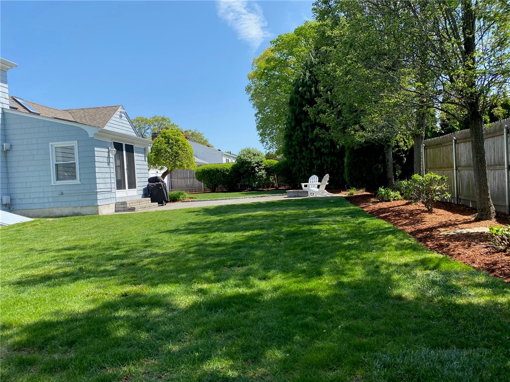 112 Park Forest Road Cranston, RI 02920 - Photo 45 of 48 Gallery Image 45