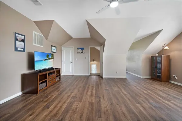 $799,900 | 250 County Road 1006, Wolfe City, TX 75496