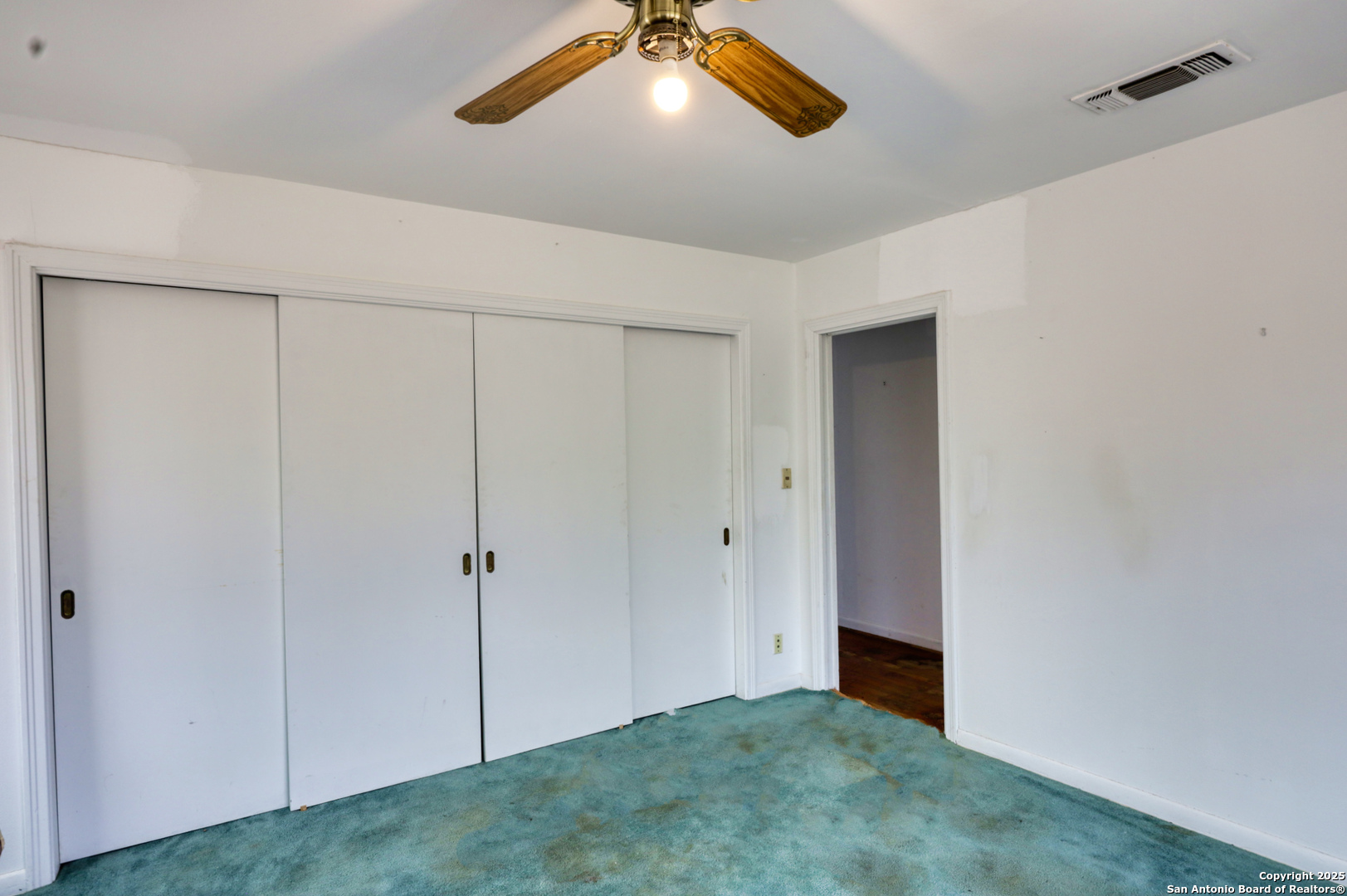 728 North Getty Street Uvalde, TX 78801 - Photo 26 of 36