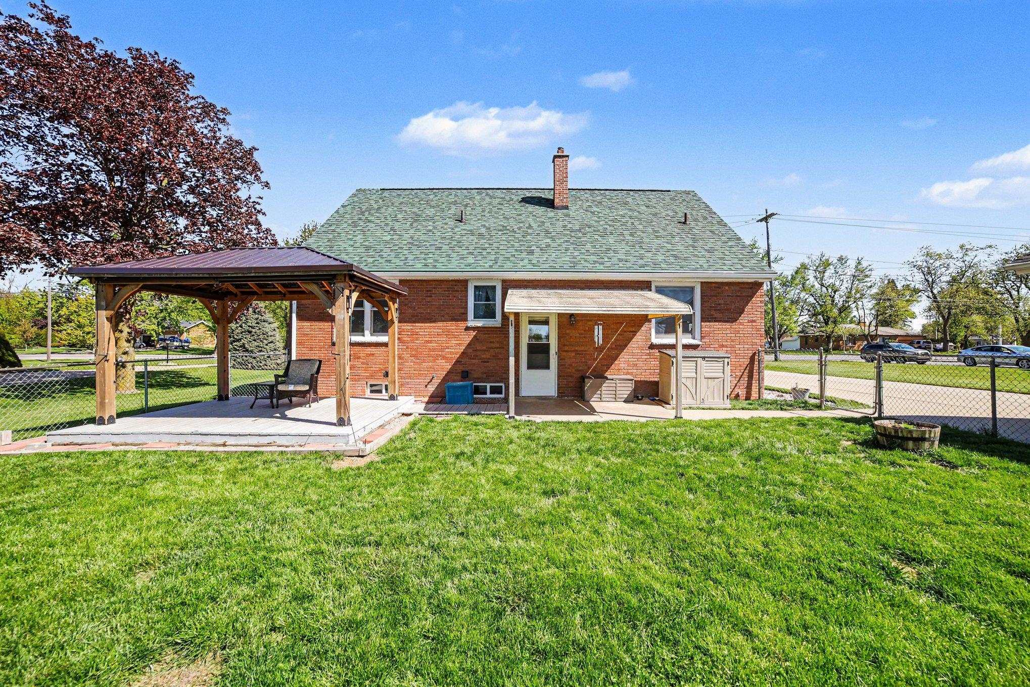 2720 22nd Street Bay City, MI 48708 - Photo 22 of 25