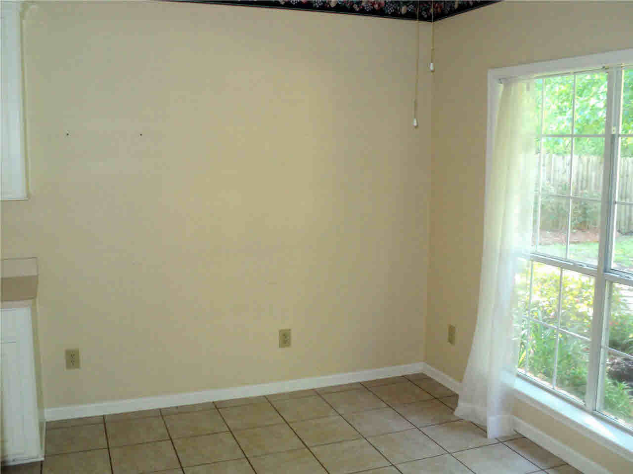 736 Holly Bush Road Brandon, MS 39047 - Photo 14 of 29 Breakfast room.