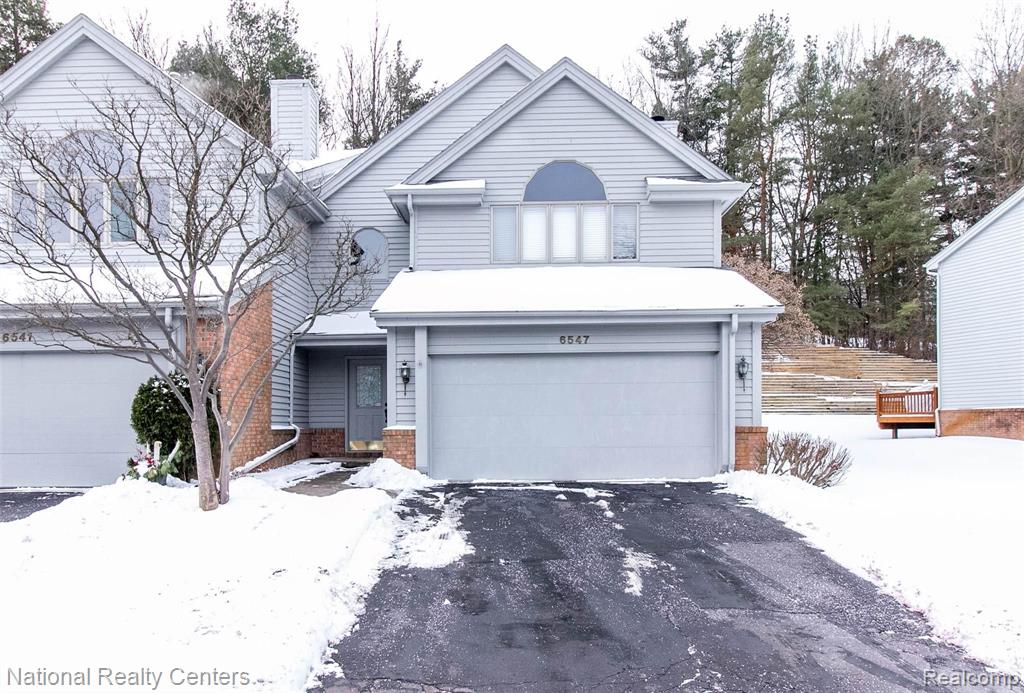 6547 Ridgeview Drive, Unit 28 Clarkston, MI 48346 - Photo 1 of 37