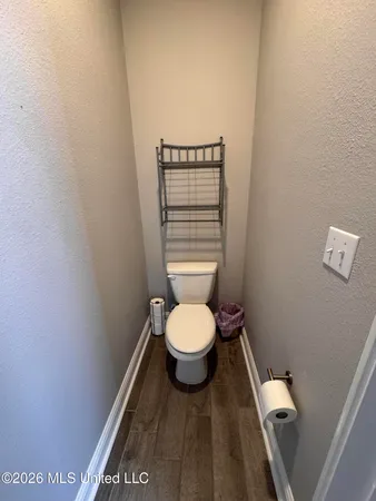 $2,450 | 1000 Pelican Cove, Ocean Springs, MS 39564
