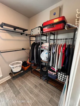 $2,450 | 1000 Pelican Cove, Ocean Springs, MS 39564