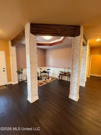 $2,450 | 1000 Pelican Cove, Ocean Springs, MS 39564