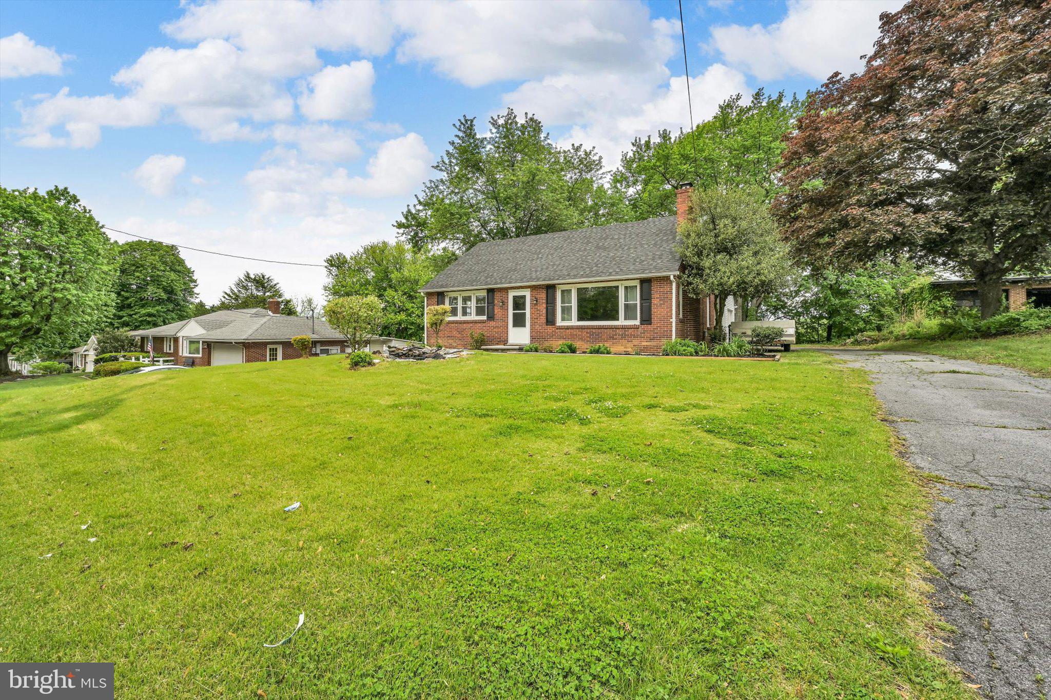 2909 Tunnel Hill Road Lebanon, PA 17046 - Photo 4 of 30