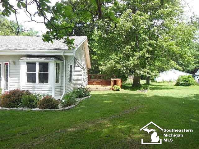 4380 Consear Road Ottawa Lake, MI 49267 - Photo 4 of 26 21171747-3.JPG