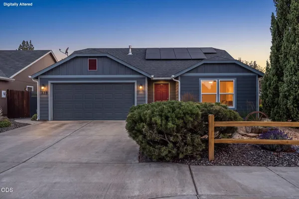 $464,900 | 339 Southwest 33rd Drive, Redmond, OR 97756