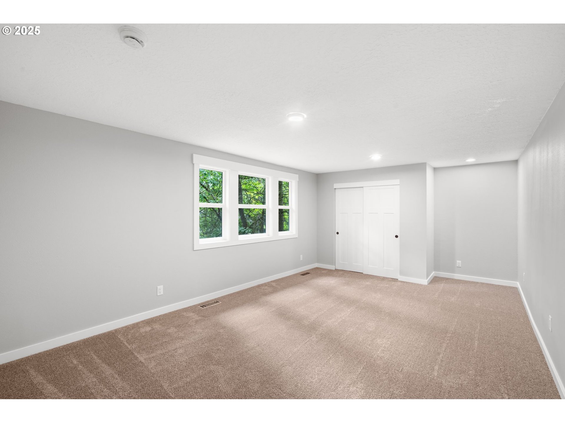 18240 Southwest Jay Street Beaverton, OR 97003 - Photo 32 of 42