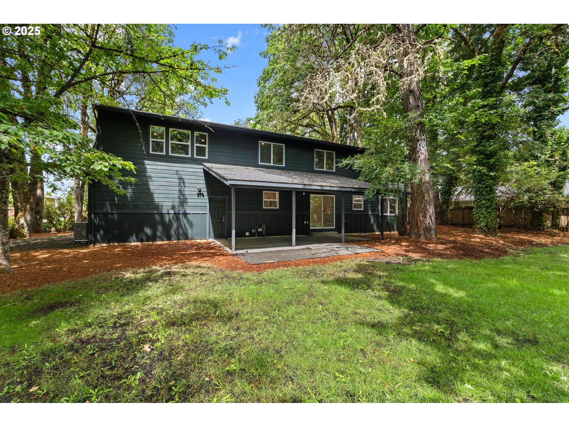 18240 Southwest Jay Street Beaverton, OR 97003 - Photo 36 of 42