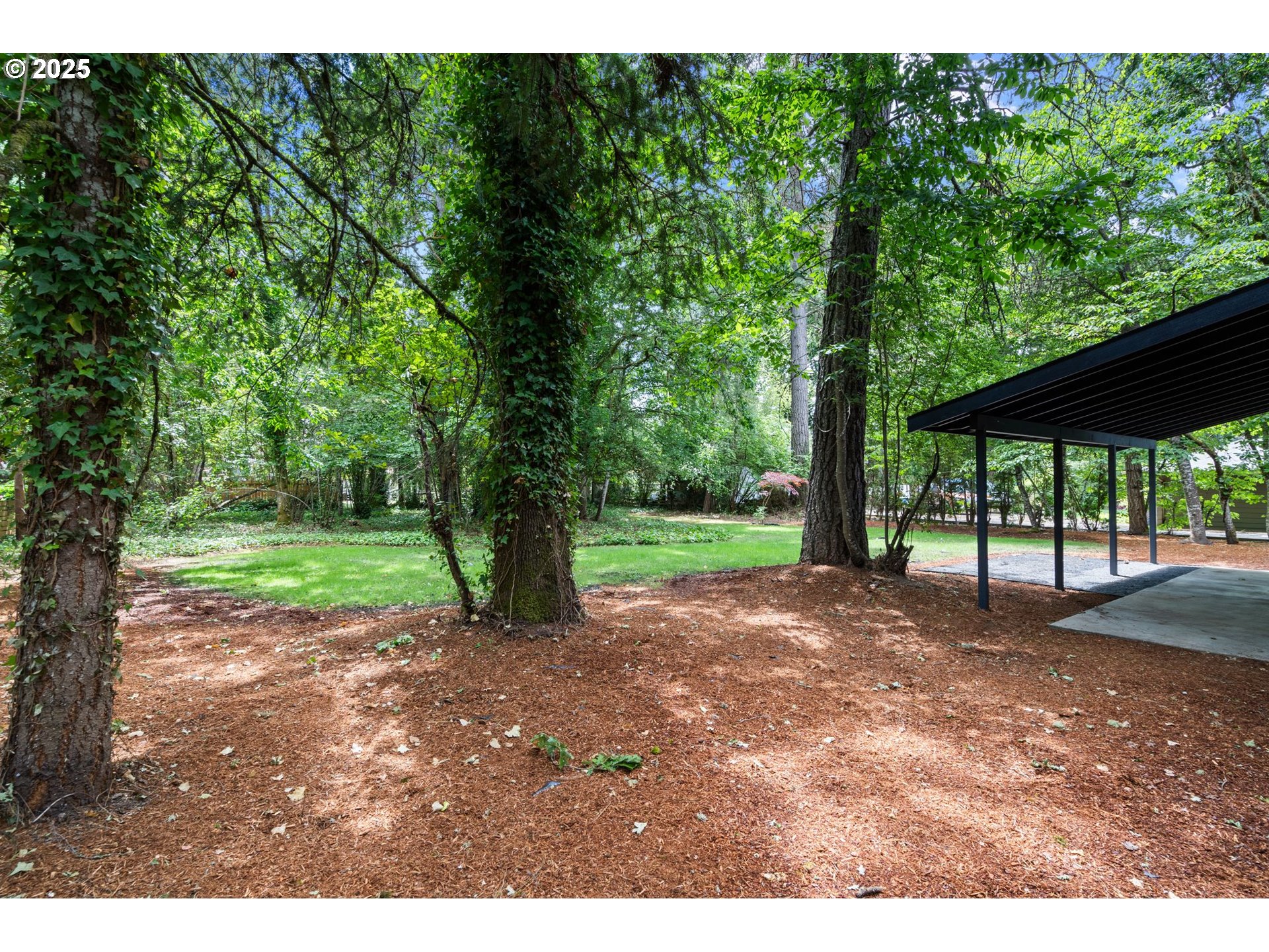 18240 Southwest Jay Street Beaverton, OR 97003 - Photo 39 of 42