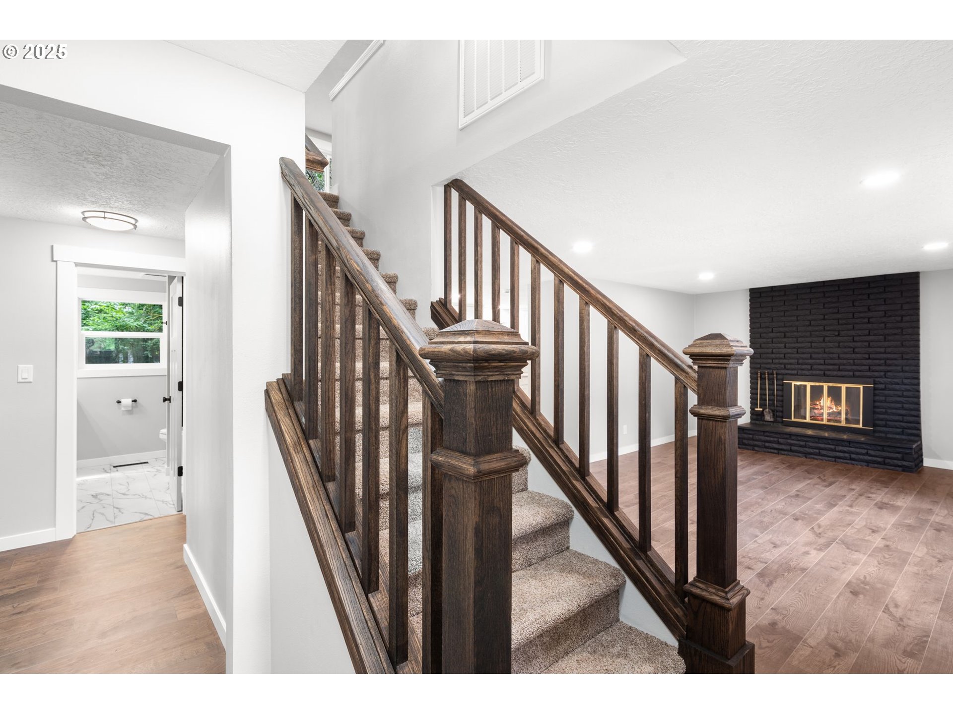 18240 Southwest Jay Street Beaverton, OR 97003 - Photo 6 of 42