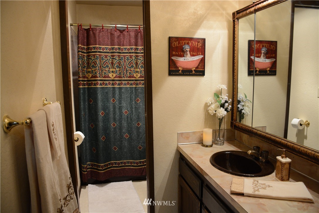 5032 200th Street Southeast Bothell, WA 98012 - Photo 14 of 25