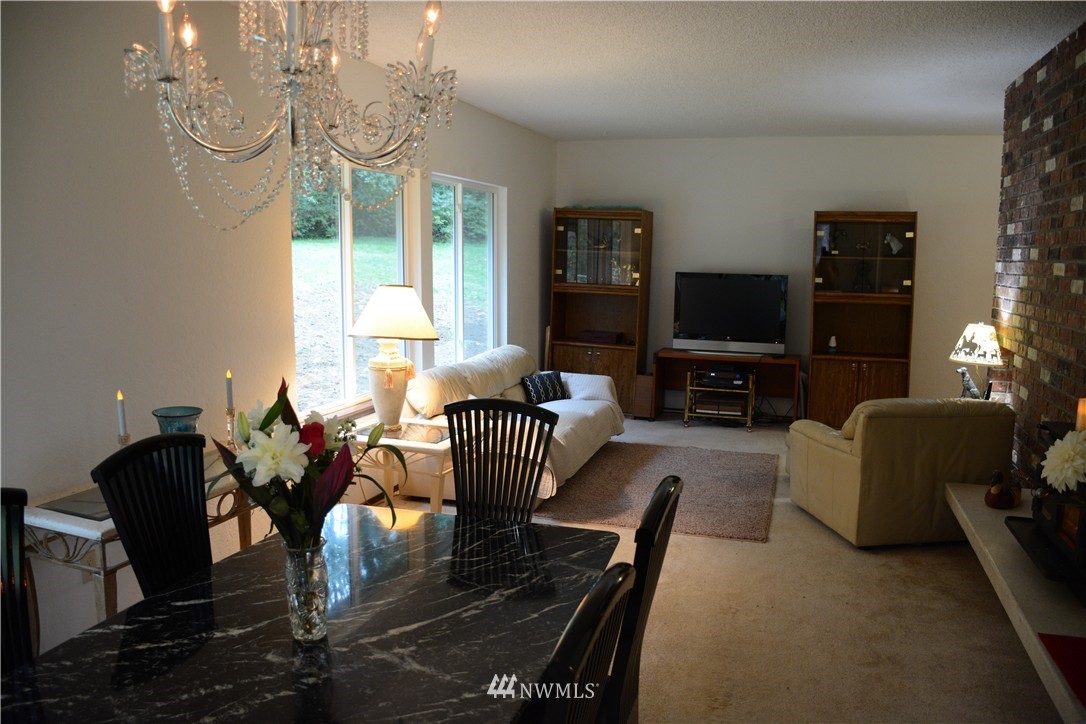 5032 200th Street Southeast Bothell, WA 98012 - Photo 5 of 25