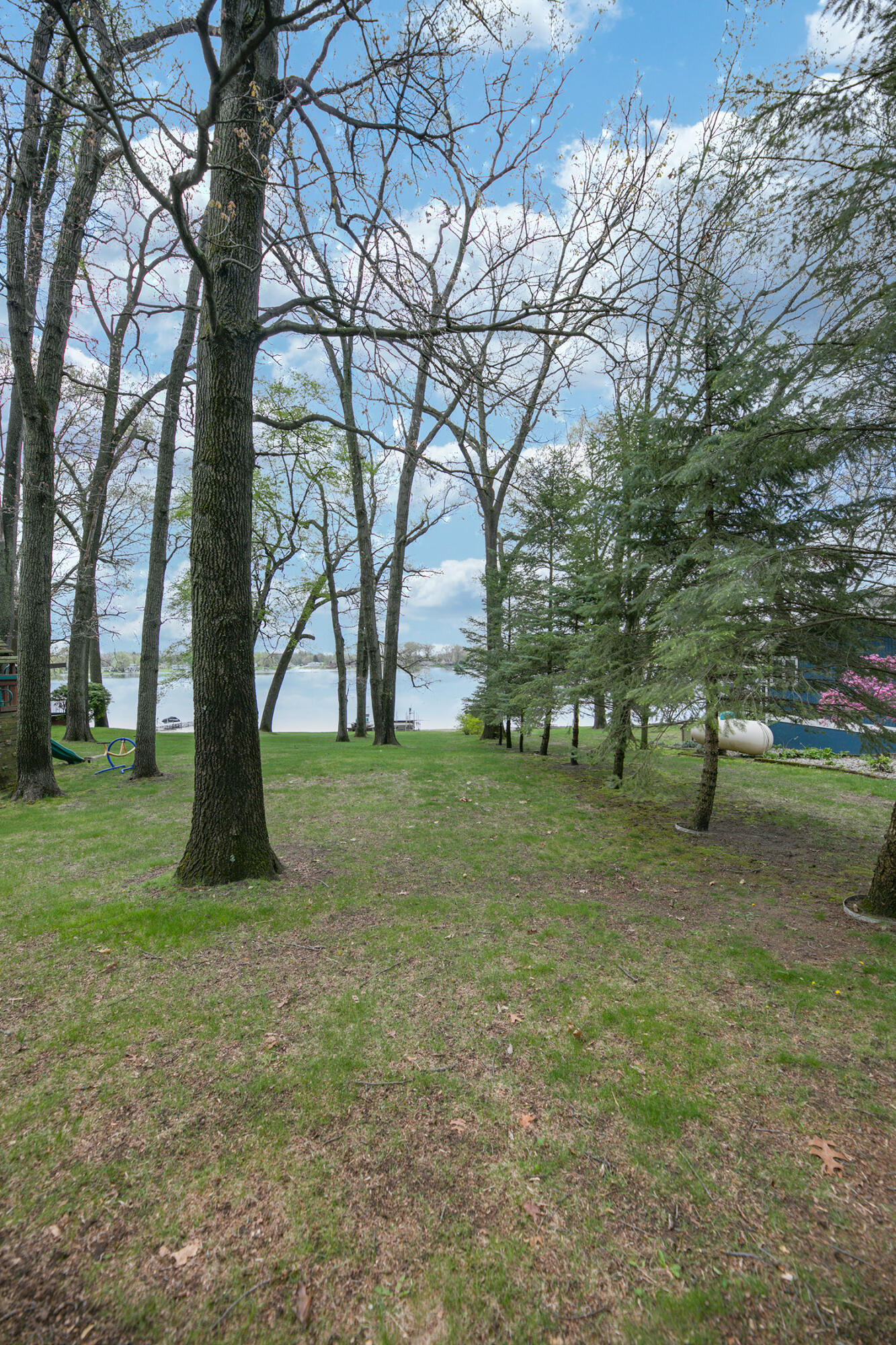 53-54 Walnut Drive Decatur, MI 49045 - Photo 5 of 8 Access_0D6A3271MLS