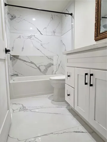 a view of a plant in a garden