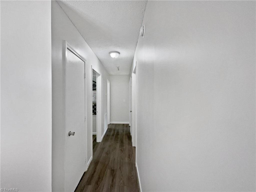 5669 Hornaday Road, Unit G Greensboro, NC 27409 - Photo 13 of 21 Gallery Image 13
