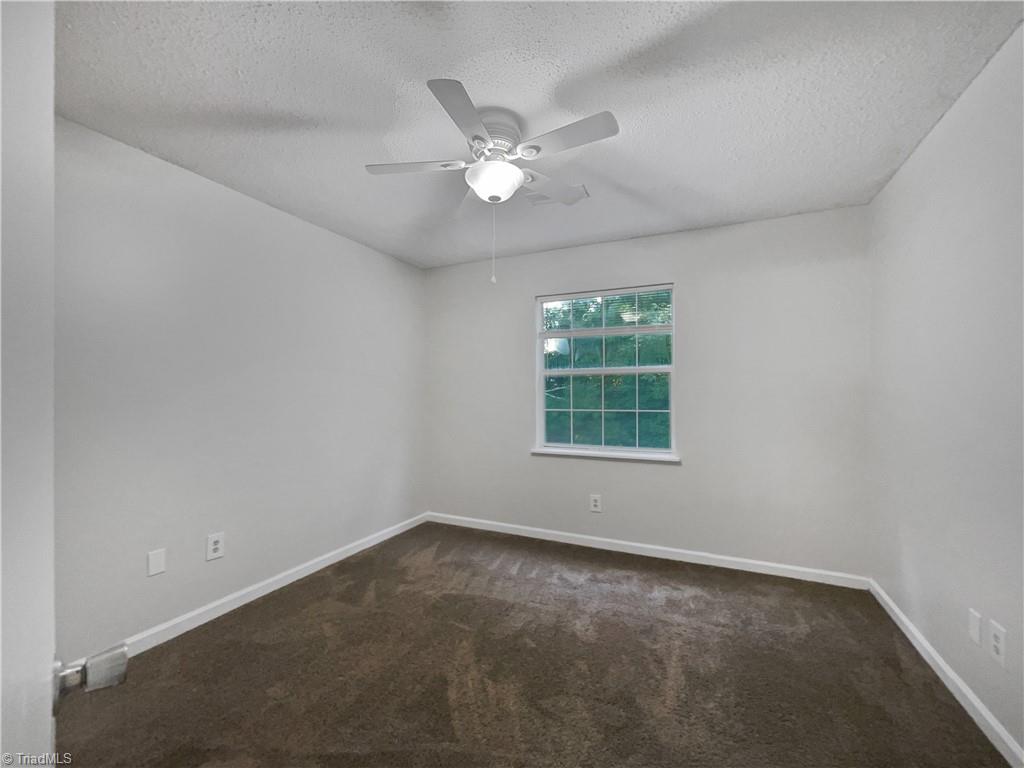 5669 Hornaday Road, Unit G Greensboro, NC 27409 - Photo 15 of 21 Gallery Image 15