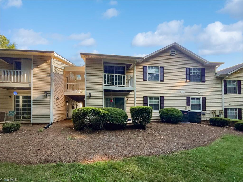 5669 Hornaday Road, Unit G Greensboro, NC 27409 - Photo 20 of 21 Gallery Image 20