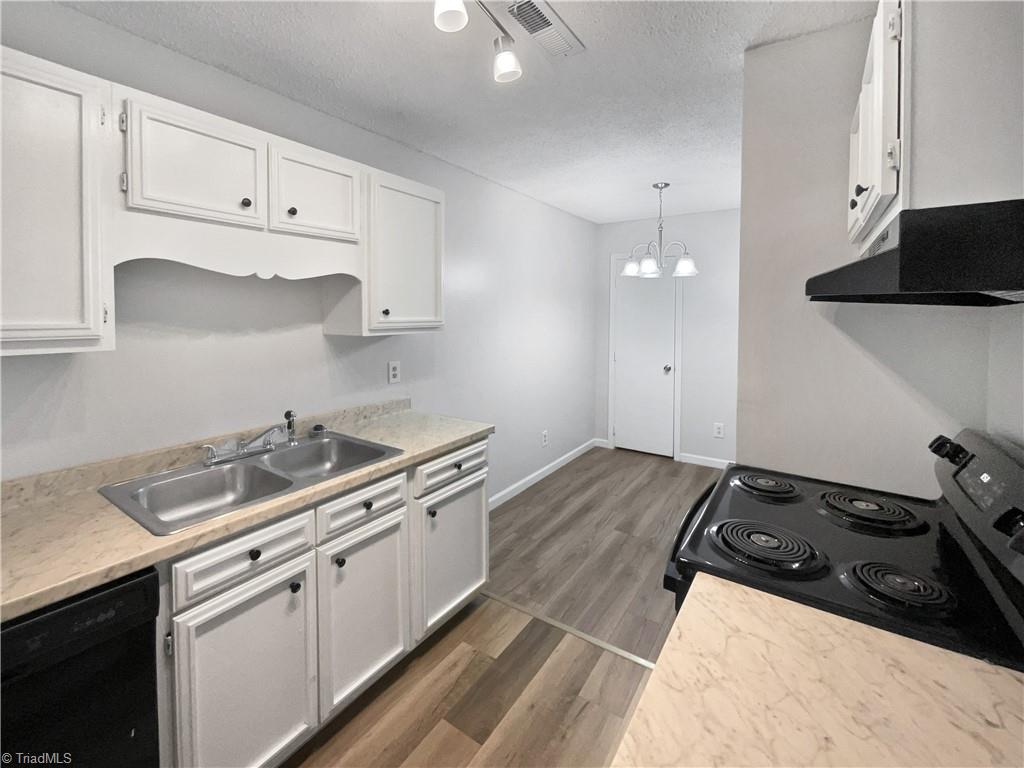 5669 Hornaday Road, Unit G Greensboro, NC 27409 - Photo 7 of 21 Gallery Image 7
