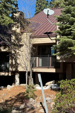 $660,000 | 5101 North Lake Boulevard, Unit 60, Carnelian Bay, CA 96140