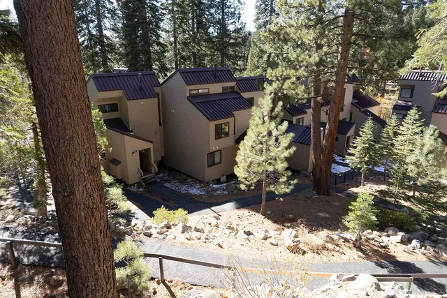 $660,000 | 5101 North Lake Boulevard, Unit 60, Carnelian Bay, CA 96140