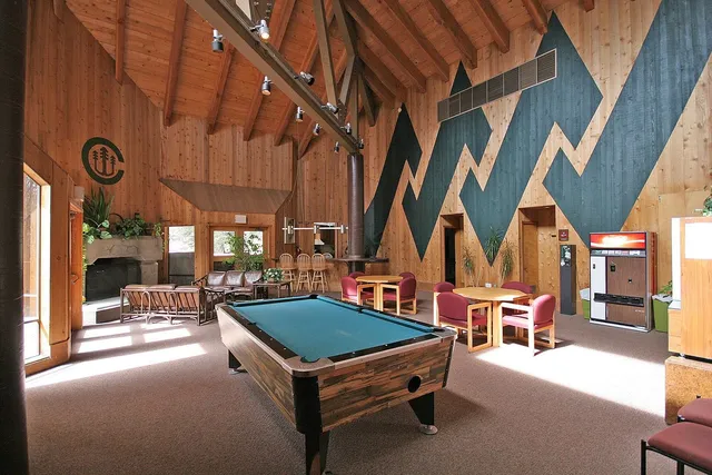 $660,000 | 5101 North Lake Boulevard, Unit 60, Carnelian Bay, CA 96140